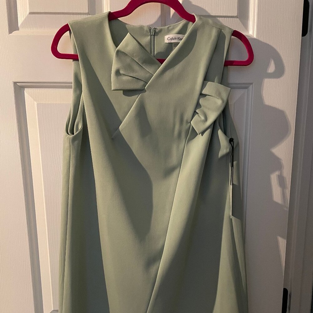 Sleeveless dress